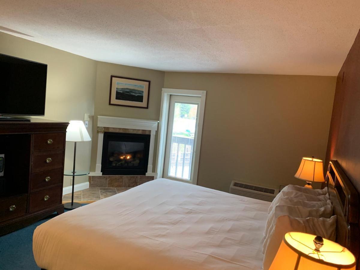 Fireside Inn & Suites Гилфорд Екстериор снимка